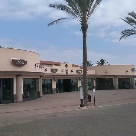 Maspalomas ゲストハウス *